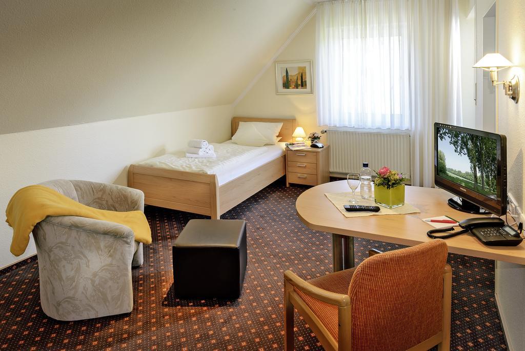 Hotel-Pension Poehling Λίπσταντ Εξωτερικό φωτογραφία